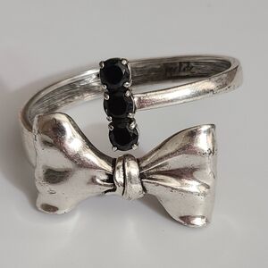 MR. KATE Bow bracelet silver black crystal rhinestones hinged wrap euc Christmas
